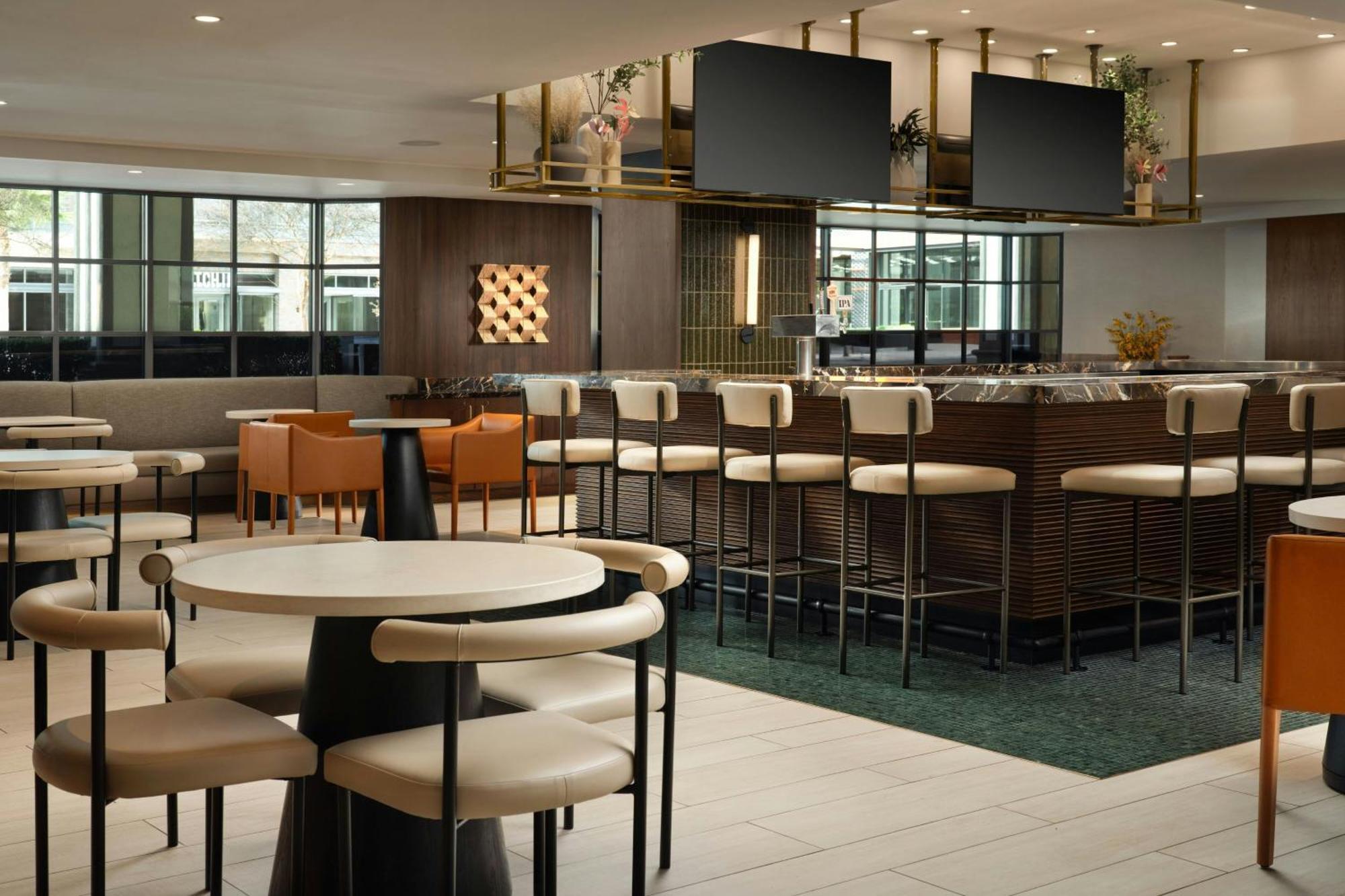Courtyard By Marriott Los Angeles Pasadena Old Town Exterior photo